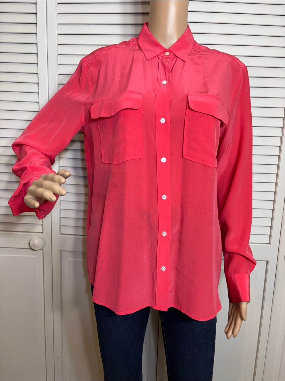 Tommy Bahama Bright Pink Lightweight 100% Silk Button Down Shirt Small